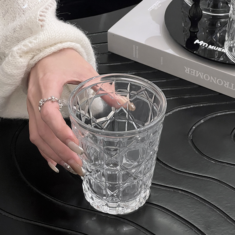 خمر الماس منقوشة ، زجاج النبيذ - مراجعة Wine Beer Drink وسعره